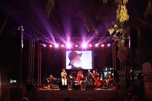 Ενθουσίασε το κοινό η συναυλία – αφιέρωμα στον Μανώλη Ρασούλη - Η Παυλίνα Βουλγαράκη και πληθώρα άλλων εκδηλώσεων την Τρίτη 20 Σεπτεμβρίου στο Φεστιβάλ του Δήμου Ηρακλείου «Τέχνη Καθ’ Οδόν 2022»