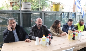 Στην κοπή της πίτας των εργαζομένων οδοκαθαρισμού ο Δήμαρχος Αλέξης Καλοκαιρινός

